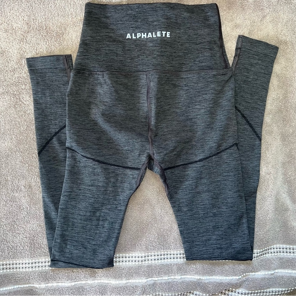 Alphalete Leggings